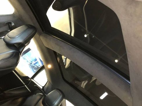 Used 2018 Tesla Model S 100D image 37