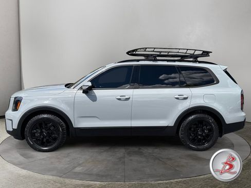 Used 2024 Kia Telluride SX Prestige X-Pro AWD/4WD image 4