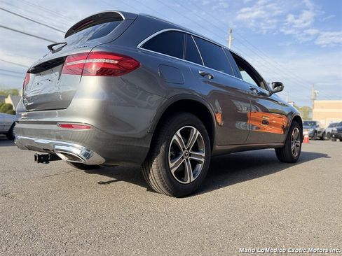 Used 2019 Mercedes-Benz GLC 300 4MATIC image 11
