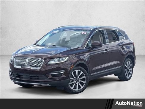 Used 2019 Lincoln MKC Reserve FWD image 1
