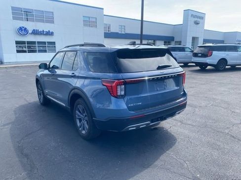 Certified 2025 Ford Explorer Active w/ Active Comfort Package AWD/4WD image 3