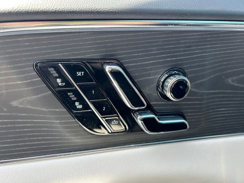 Used 2024 Cadillac Lyriq Luxury AWD/4WD image 52