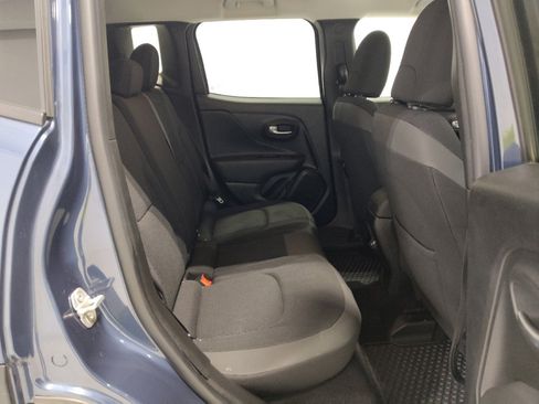 Used 2020 Jeep Renegade Altitude AWD/4WD image 19
