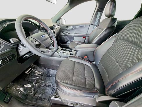 Certified 2023 Ford Escape ST-Line w/ Equipment Group 301A FWD image 22