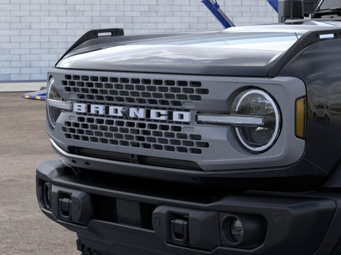 New 2026 Ford Bronco Badlands AWD/4WD image 19