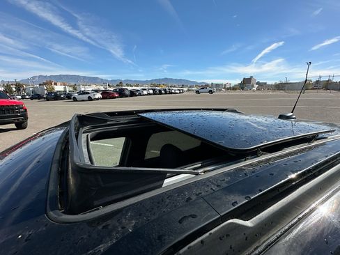 Used 2023 Chevrolet TrailBlazer RS w/ Sun and Liftgate Package AWD/4WD image 21