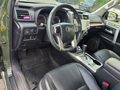 Used 2022 Toyota 4Runner Limited AWD/4WD image 28