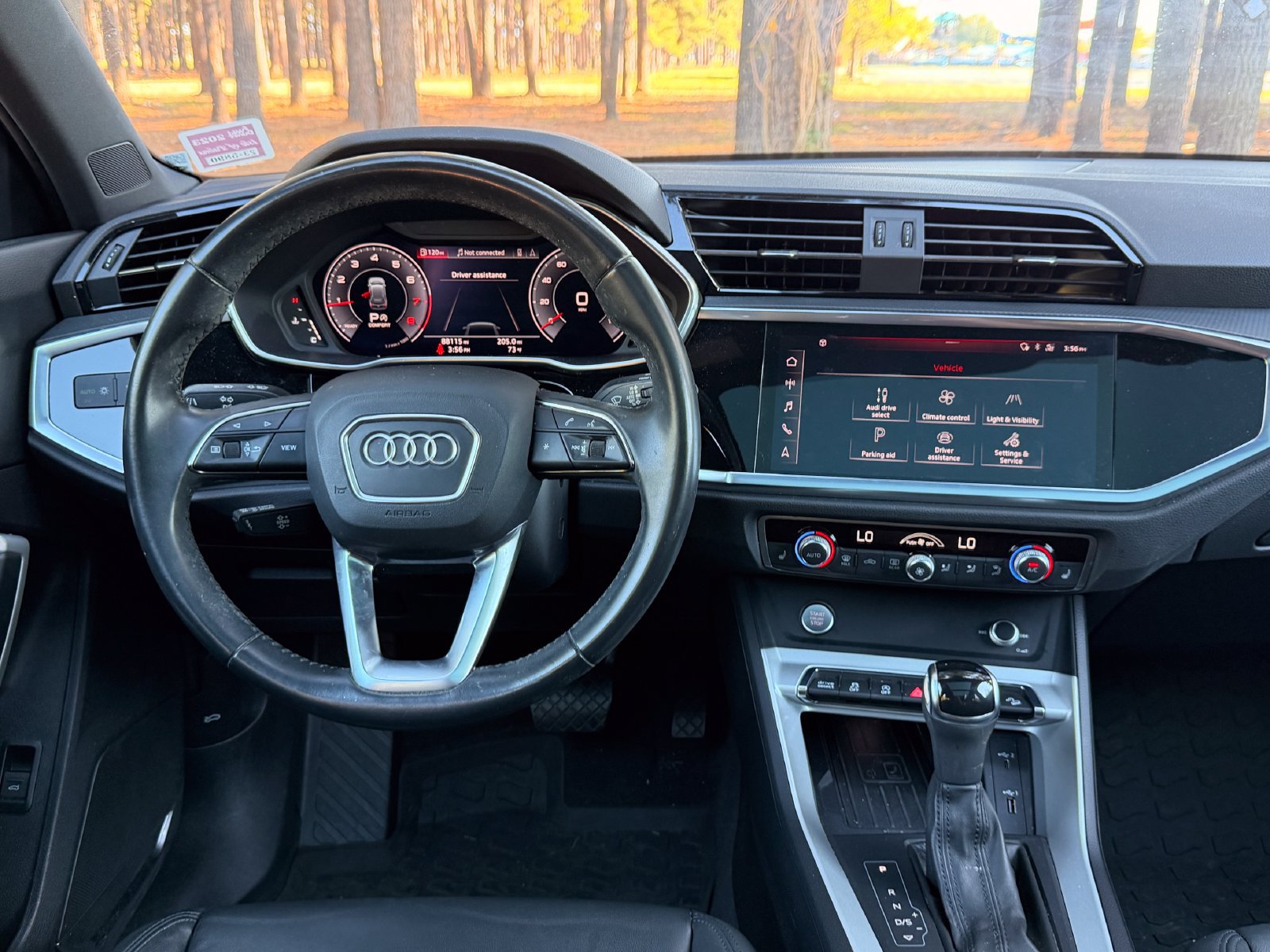 Used 2020 Audi Q3 2.0T Premium Plus w/ Premium Plus Package AWD/4WD image 3
