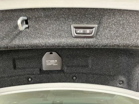 Certified 2025 BMW 330i Sedan w/ Premium Package RWD image 30