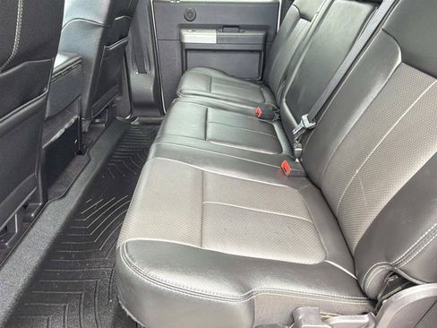 Used 2016 Ford F350 Lariat w/ Lariat Interior Package RWD image 16