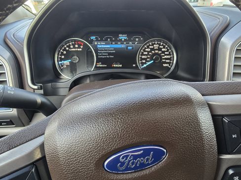 Used 2020 Ford F150 Limited w/ Trailer Tow Package image 13