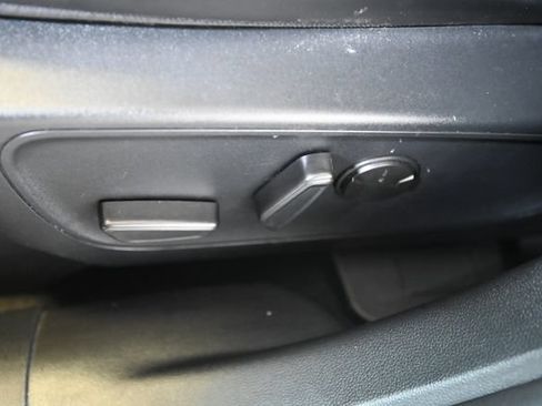 Used 2024 Ford Escape Platinum AWD/4WD image 25