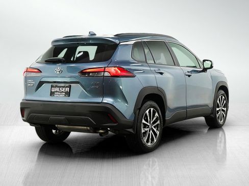 Used 2024 Toyota Corolla Cross XLE w/ Convenience Package image 5