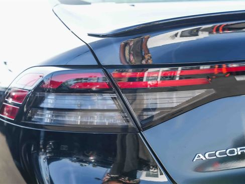 Used 2024 Honda Accord Sport image 7