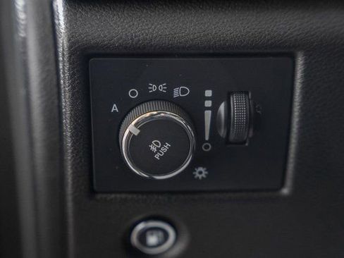 Used 2014 Jeep Grand Cherokee Limited image 45