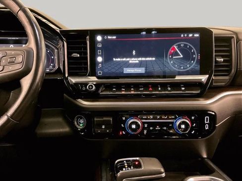 Used 2022 GMC Sierra 1500 SLT w/ SLT Premium Plus Package AWD/4WD image 6
