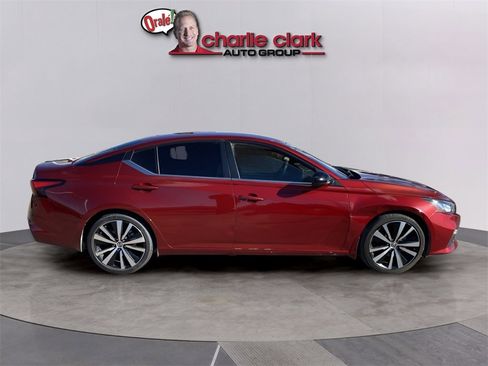 Used 2022 Nissan Altima 2.5 SR image 6