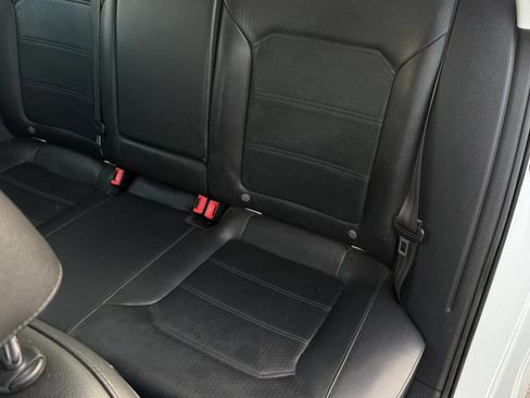 Used 2015 Volkswagen Passat 1.8T S FWD image 17
