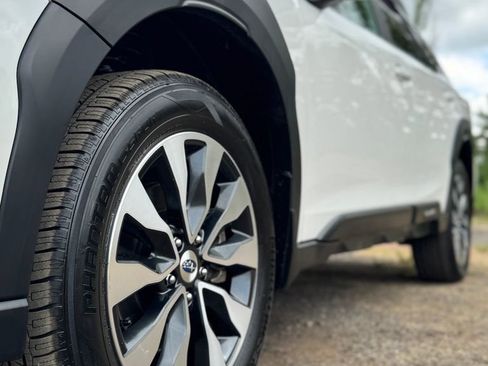 Certified 2024 Subaru Outback Limited AWD/4WD image 45