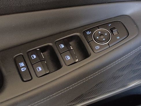 Used 2020 Hyundai Santa Fe Limited image 27