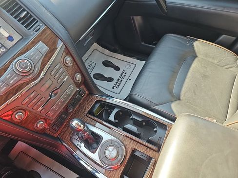 Used 2020 Nissan Armada SL w/ Premium Package RWD image 31