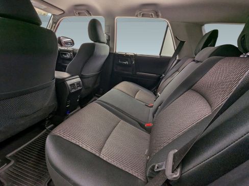 Used 2019 Toyota 4Runner TRD Off-Road image 19