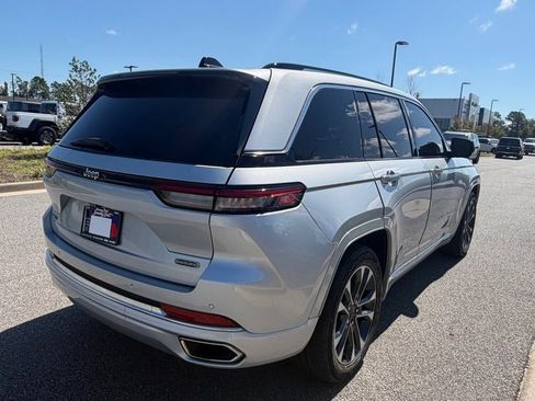 Used 2023 Jeep Grand Cherokee Overland AWD/4WD image 22