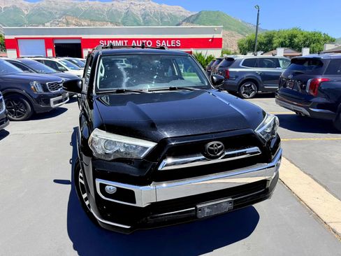 Used 2019 Toyota 4Runner Limited AWD/4WD image 2