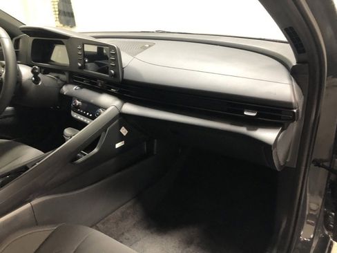 New 2026 Hyundai Elantra SEL Sport image 13