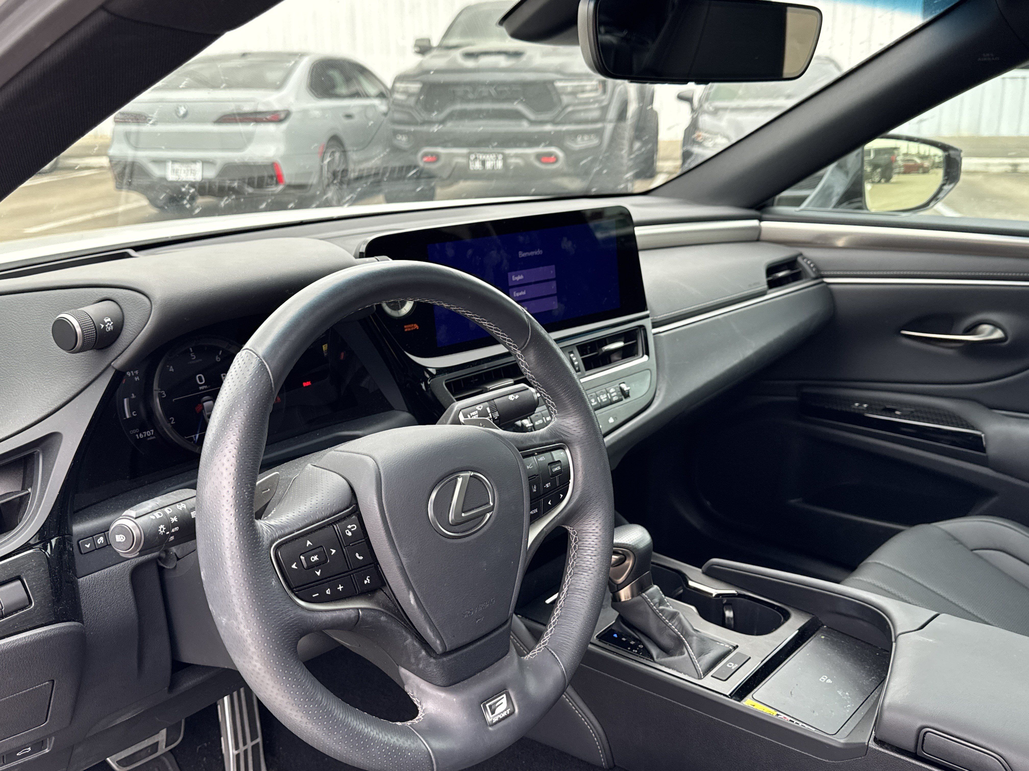 Used 2025 Lexus ES 350 F Sport FWD image 5