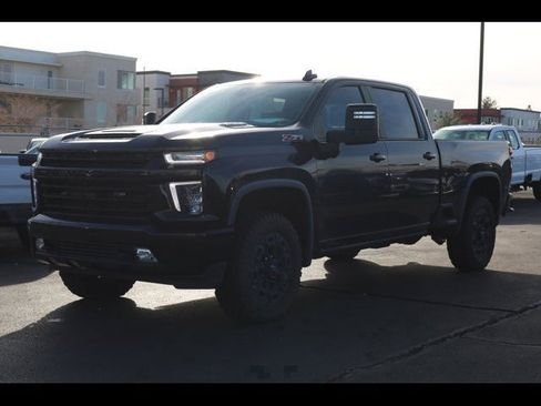 Used 2021 Chevrolet Silverado 3500 LTZ w/ LTZ Plus Package image 2