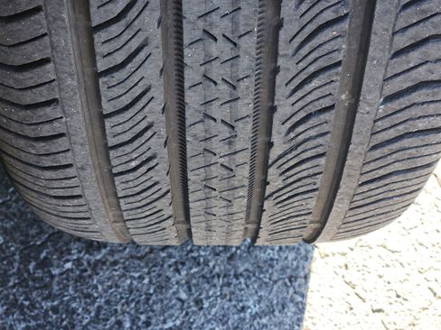 Used 2023 Cadillac XT4 Sport w/ Cold Weather Package image 15