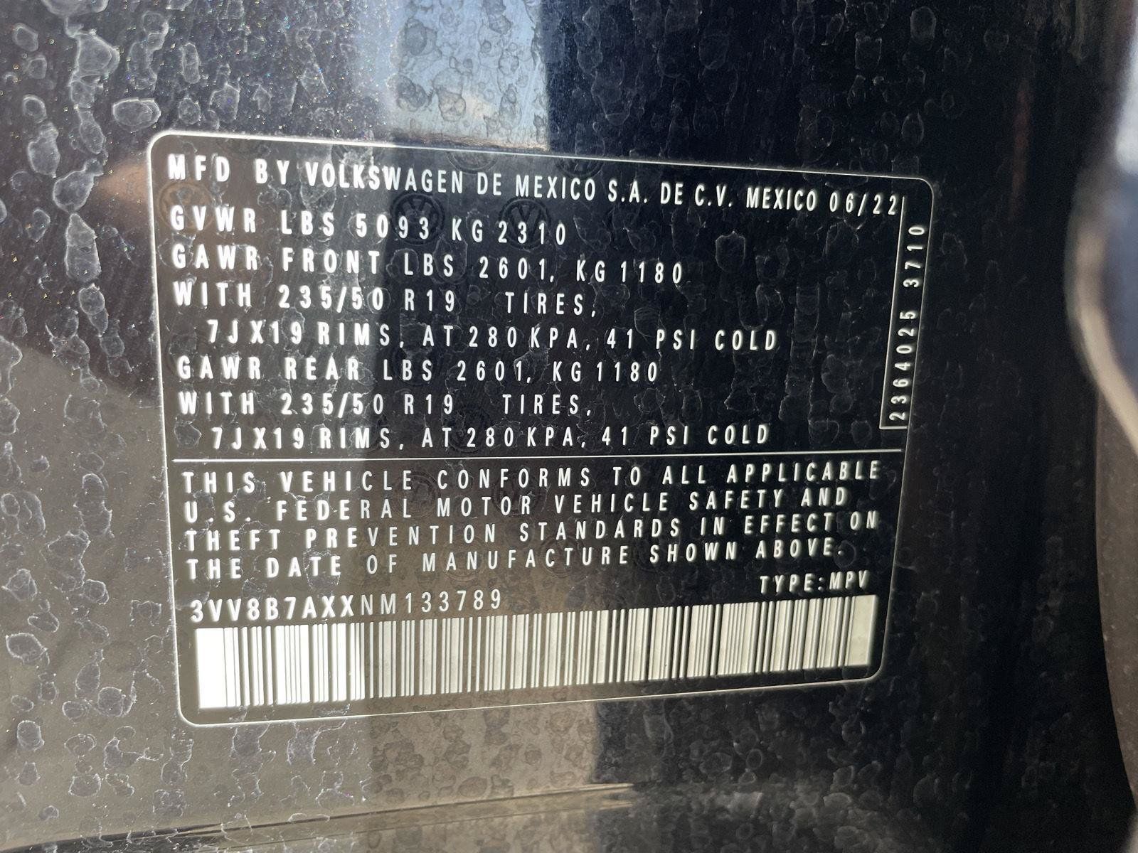 Used 2022 Volkswagen Tiguan SE R-Line AWD/4WD image 31