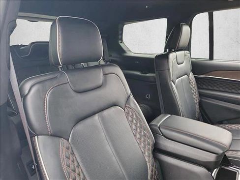 Used 2023 Jeep Grand Cherokee L Summit w/ Advanced Protech Group IV image 18