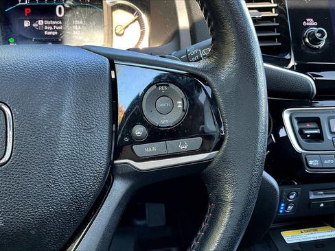 Used 2022 Honda Pilot Black Edition image 29
