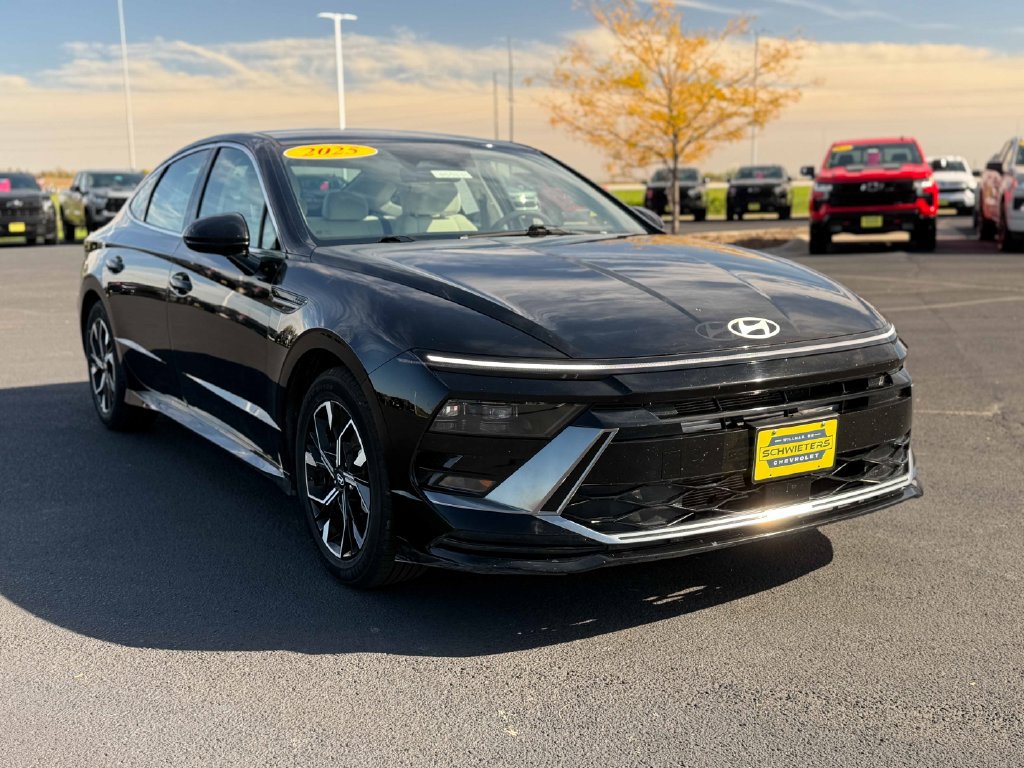 Used 2025 Hyundai Sonata SEL FWD image 5