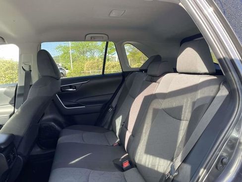 Used 2024 Toyota RAV4 XLE FWD image 16
