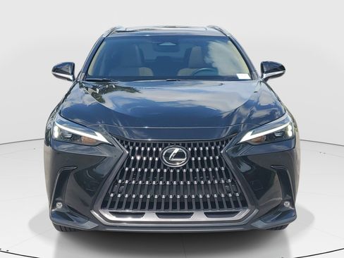 Used 2023 Lexus NX 250 FWD image 3