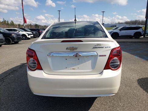 Used 2014 Chevrolet Sonic LTZ FWD image 4
