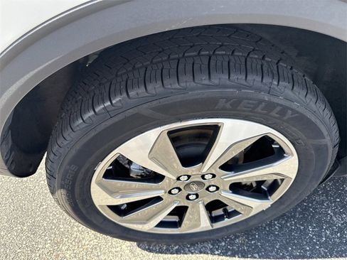 Used 2023 Ford Escape Platinum image 17