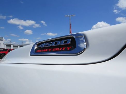 Used 2024 RAM 4500 SLT w/ Quick Order Package 2YG SLT AWD/4WD image 12