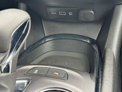 Used 2024 Chevrolet Malibu LT image 15