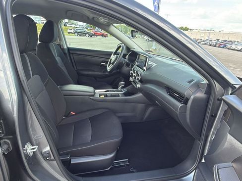 Used 2023 Nissan Sentra SV FWD image 18
