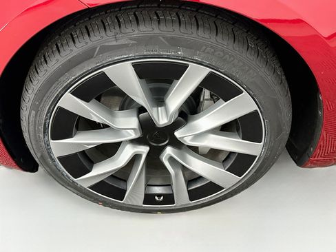 Used 2024 Tesla Model 3 Long Range AWD/4WD image 11