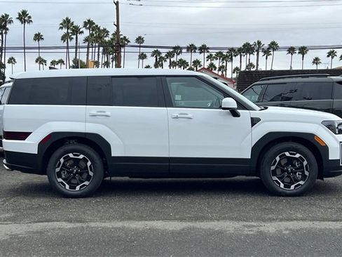 New 2026 Hyundai Santa Fe SE image 5