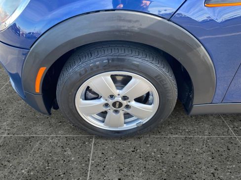 Used 2016 MINI Cooper 4-Door Hardtop image 14