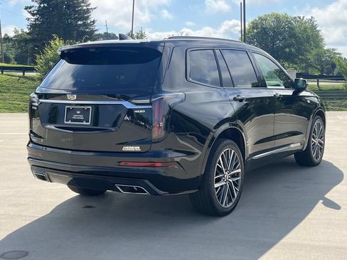 Certified 2023 Cadillac XT6 Sport w/ Technology Package AWD/4WD image 5