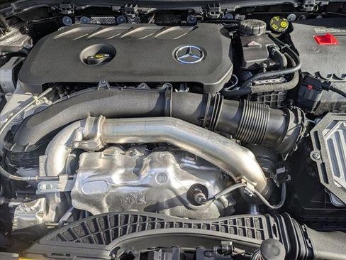 Certified 2024 Mercedes-Benz GLA 250 image 21