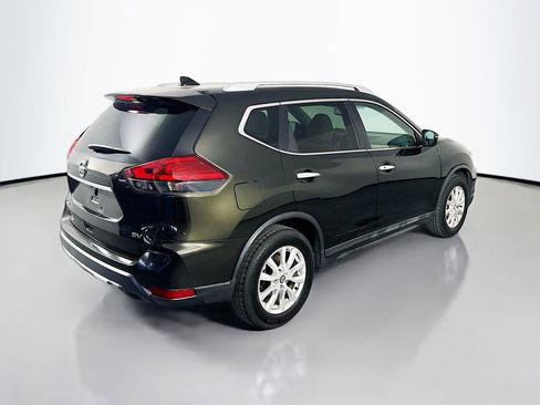 Used 2017 Nissan Rogue SV w/ Sun & Sound Touring Package image 7