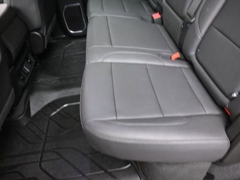Used 2025 Chevrolet Silverado 1500 LT w/ Leather Package AWD/4WD image 21